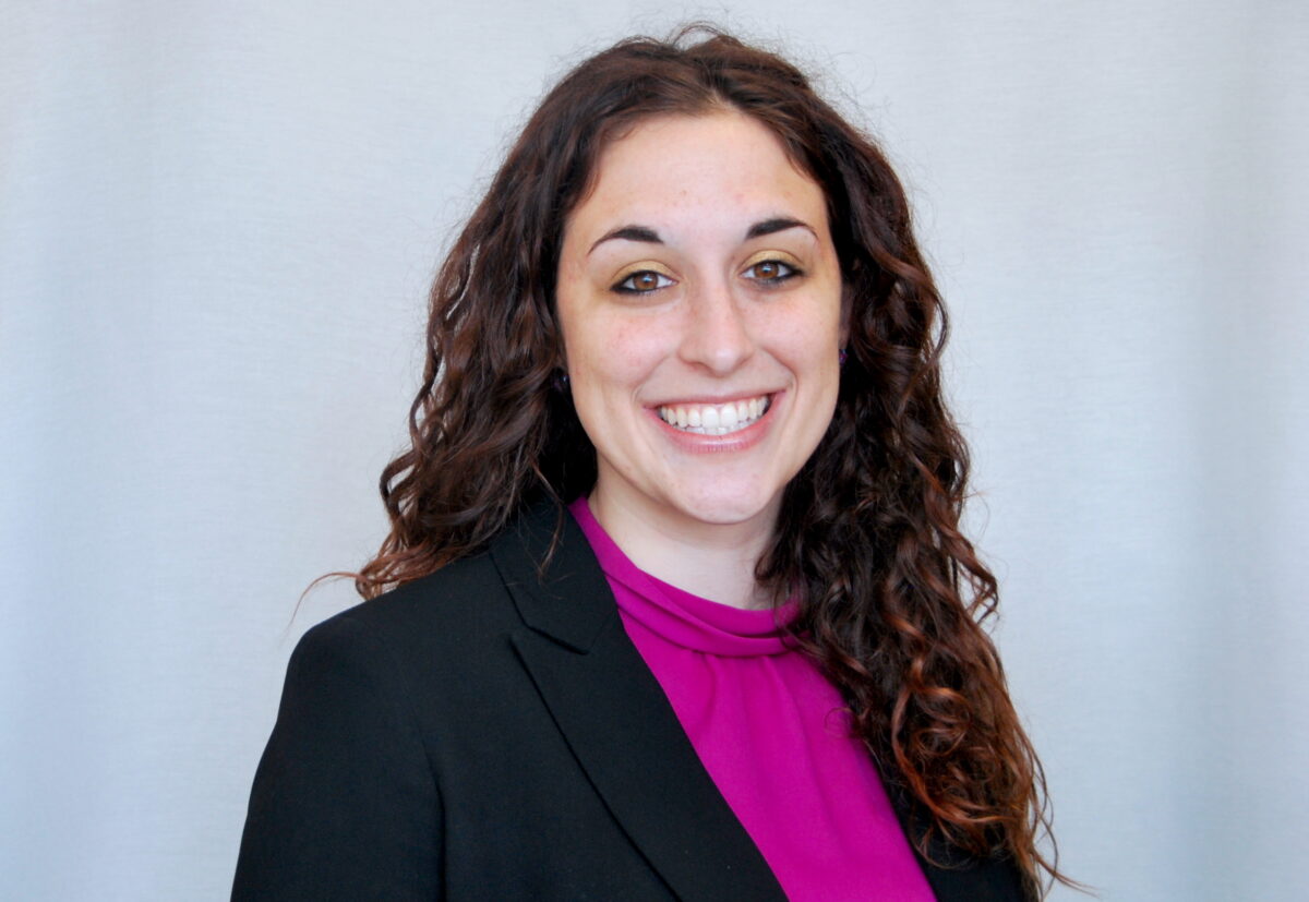 Congratulations to Dr. Hayley Niad